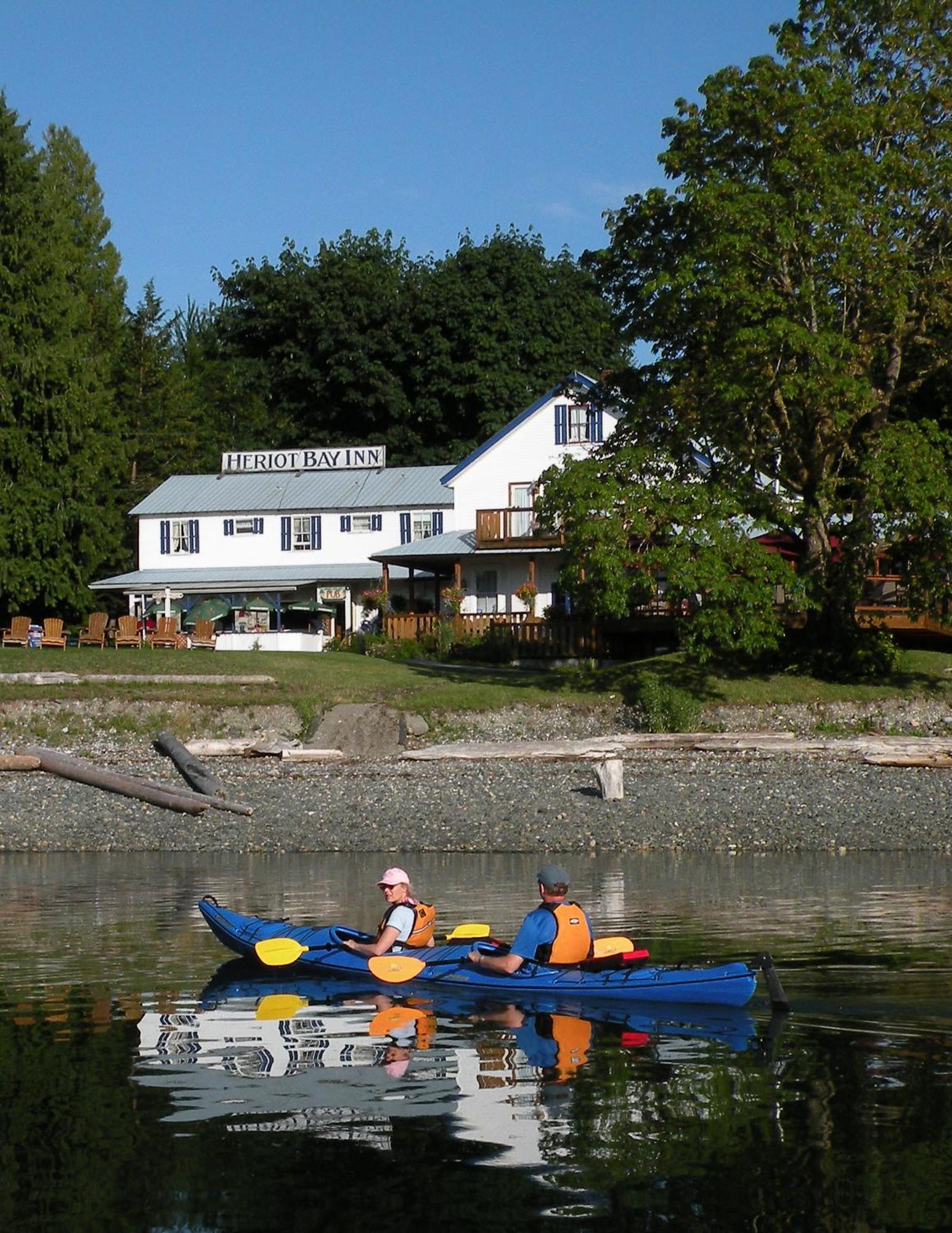 Heriot Bay Inn Dış mekan fotoğraf