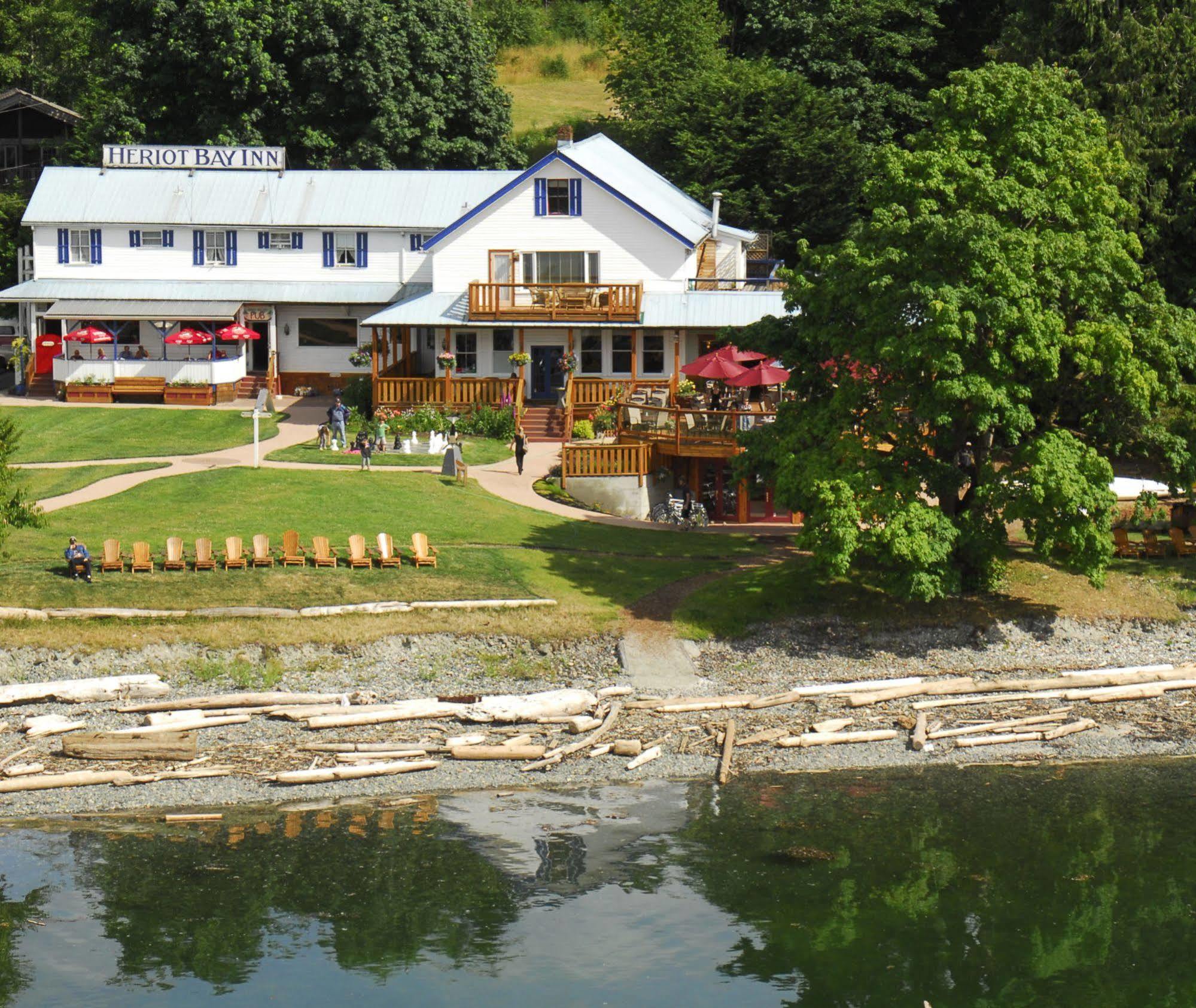 Heriot Bay Inn Dış mekan fotoğraf